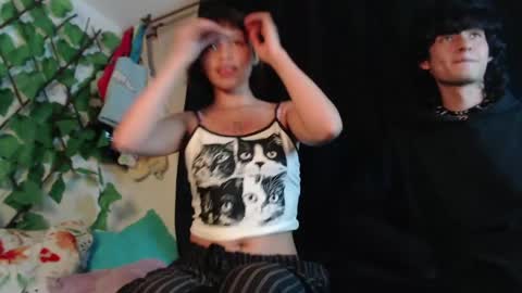 Naomi and Nekorii online show from 1, 5, 2026