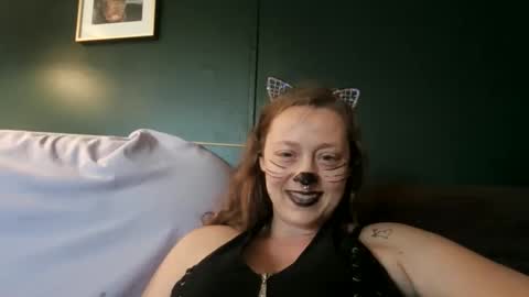 Snapshot of miztrezk chatting on 31, 10, 2025 miztrezk online show from 31, 10, 2025