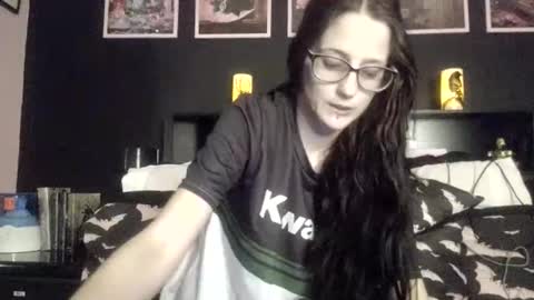 Mizz Bonez online show from 17, 1, 2026