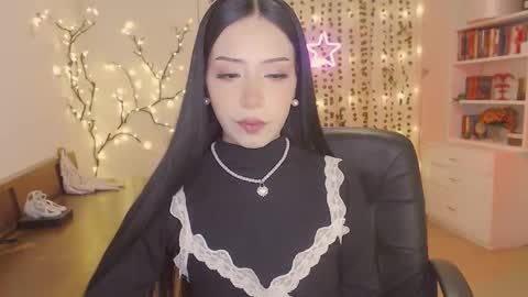 Snapshot of mkultra_aliice chatting on 1, 2, 2025 Alice online show from 1, 2, 2025