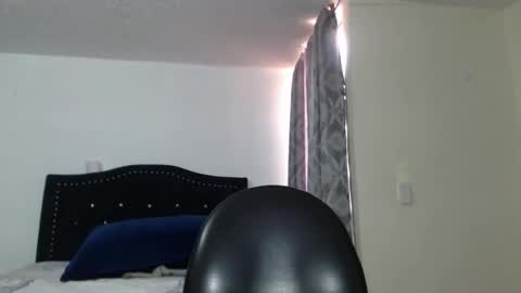mmm_maryana1 online show from 22, 4, 2026