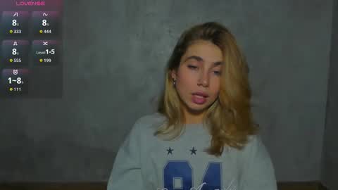 Snapshot of moanamo chatting on 18, 1, 2026 Princess Moana online show from 18, 1, 2026