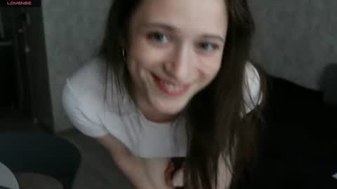 Anelysa Morens  online show from 10, 6, 2026