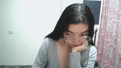 Snapshot of mocca_117 chatting on 27, 5, 2026 Sam online show from 27, 5, 2026