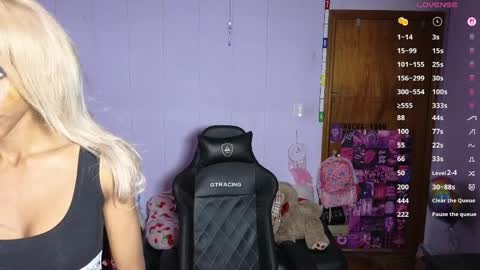 MOCHA   JAMES THE NPC  online show from 18, 4, 2026