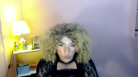 Mocha Locca  online show from 9, 1, 2025