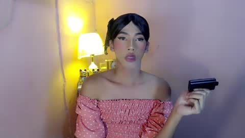 Mocha Locca  online show from 15, 1, 2025