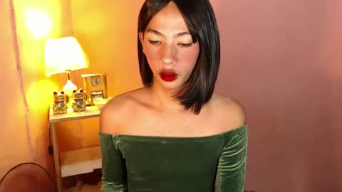 Mocha Locca  online show from 19, 1, 2025