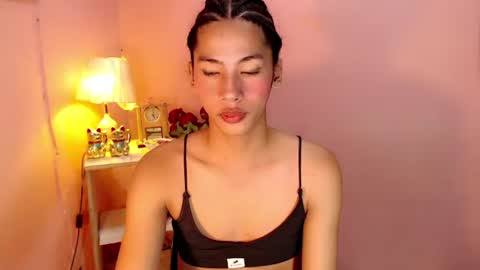 Mocha Locca  online show from 27, 2, 2025