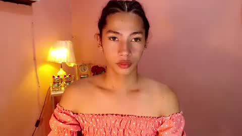 Mocha Locca  online show from 28, 2, 2025