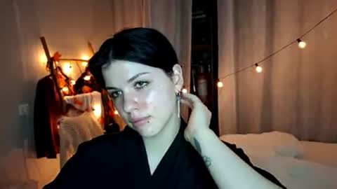 bunnymeow online show from 24, 6, 2026