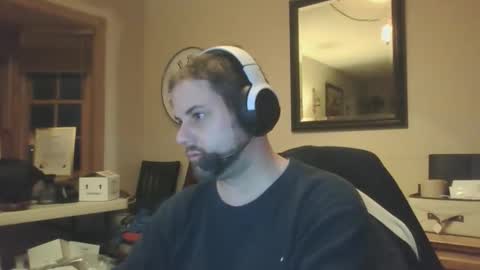 moeschoolnyc online show from 23, 12, 2025