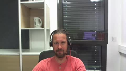Julien online show from 27, 4, 2026