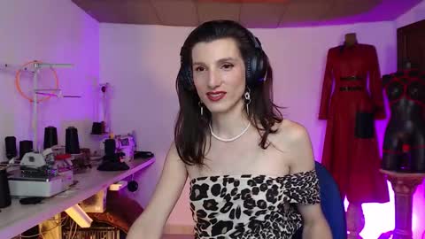 moira_hot online show from 11, 9, 2025