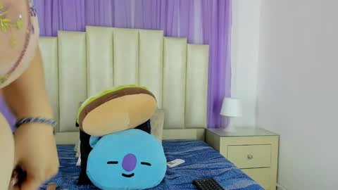 Hey Guys  Im Mollie online show from 12, 12, 2024