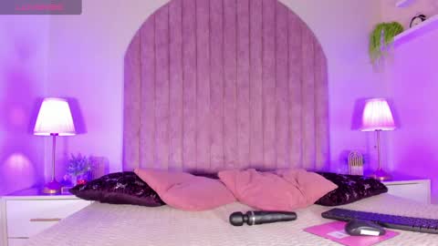 Snapshot of molly_jackson chatting on 16, 1, 2025 Molly Jackson online show from 16, 1, 2025