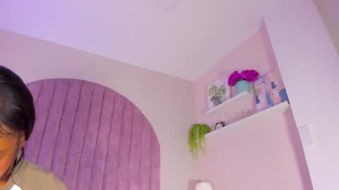 Snapshot of molly_jackson chatting on 28, 1, 2025 Molly Jackson online show from 28, 1, 2025