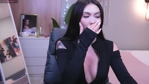 Molly online show from 12, 3, 2025