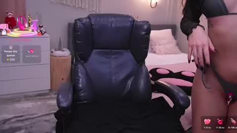 Molly online show from 6, 1, 2026