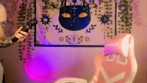 molly_kisss online show from 26, 4, 2026