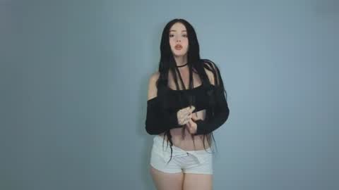 molly_millerr online show from 16, 7, 2026