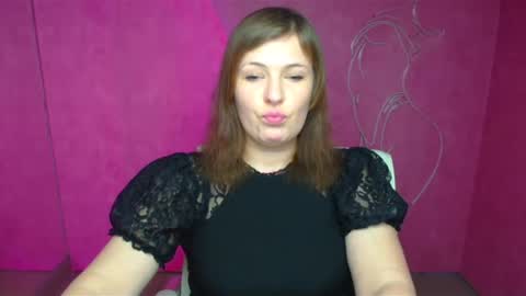 Snapshot of molly_mis chatting on 20, 12, 2024 Molly online show from 20, 12, 2024