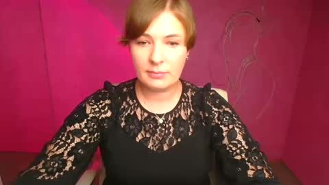 Snapshot of molly_mis chatting on 10, 9, 2025 Molly online show from 10, 9, 2025