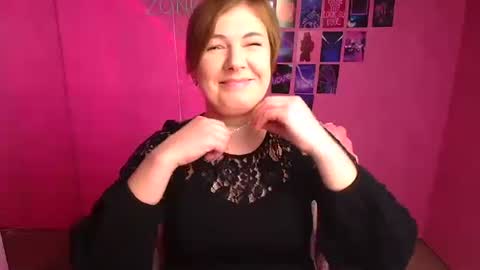 Snapshot of molly_mis chatting on 19, 10, 2025 Molly online show from 19, 10, 2025