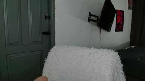 Lina online show from 7, 6, 2026