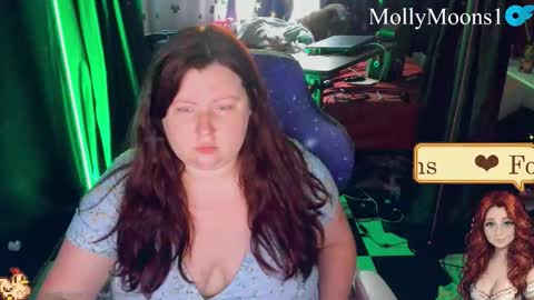 molly_moons online show from 12, 4, 2026