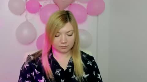 Molly online show from 9, 3, 2025