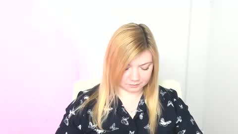 Molly online show from 12, 3, 2025