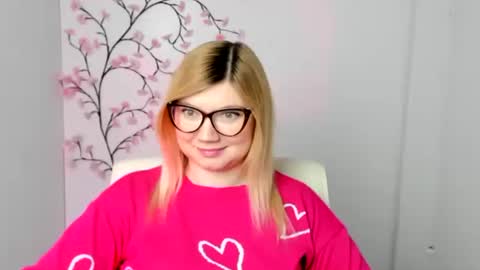 Snapshot of molly_moree chatting on 3, 2, 2026 Molly online show from 3, 2, 2026