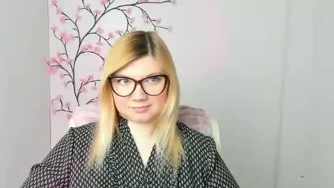 Snapshot of molly_moree chatting on 9, 2, 2026 Molly online show from 9, 2, 2026