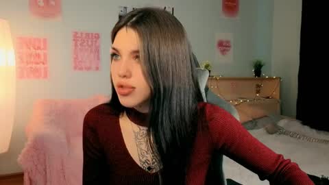Molly online show from 4, 4, 2026