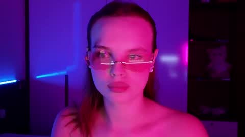 Molly online show from 25, 6, 2026