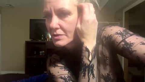 molly fourtune online show from 5, 10, 2025