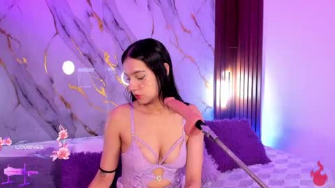 Snapshot of mollylewis18 chatting on 20, 4, 2026 New girl Emily Valentina Michelle online show from 20, 4, 2026