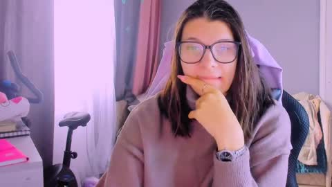 KIRA  online show from 21, 5, 2026