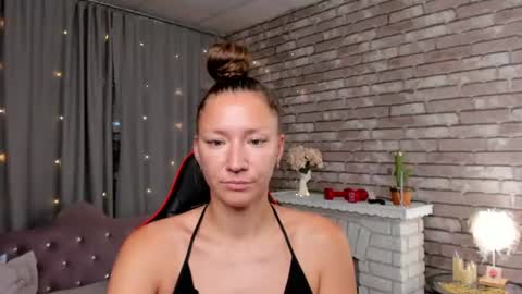 Snapshot of mollynay chatting on 5, 7, 2026 hi im Molly heregreat boobs big heart warm pussy online show from 5, 7, 2026