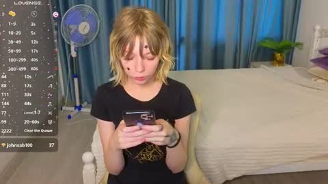 mollysally online show from 19, 6, 2026