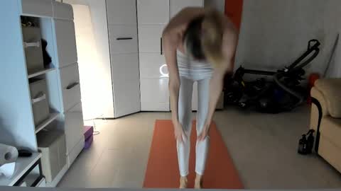 AngelMomm online show from 9, 3, 2025