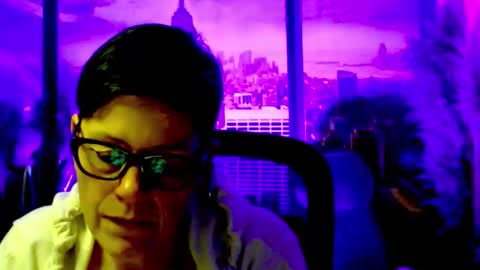 Snapshot of mollysun chatting on 5, 5, 2026 MollySun Nina Randmann online show from 5, 5, 2026