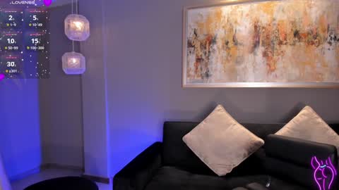 Molly Sunders online show from 11, 1, 2025