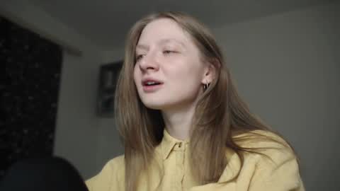 mollytucker online show from 26, 1, 2025