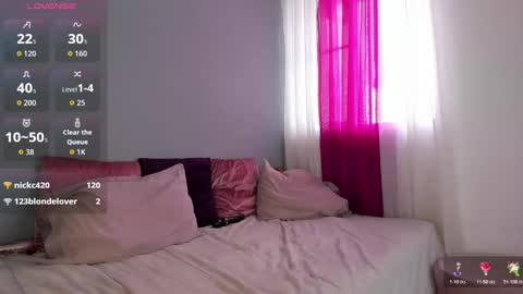 Molly online show from 9, 2, 2026