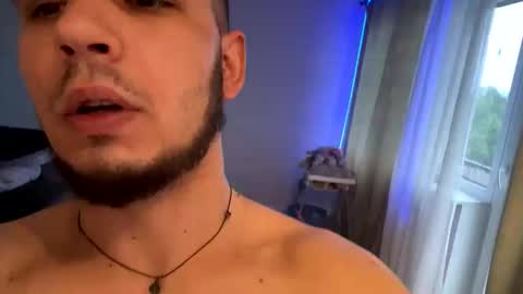 molodoi_27 online show from 31, 5, 2026
