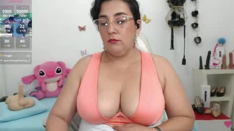 Snapshot of mom_17 chatting on 15, 5, 2026 Celeste online show from 15, 5, 2026