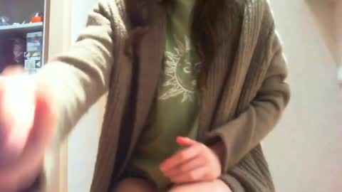 Snapshot of momentbeforedown chatting on 8, 12, 2024 Hailey online show from 8, 12, 2024