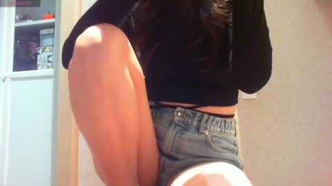 Snapshot of momentbeforedown chatting on 23, 2, 2025 Hailey online show from 23, 2, 2025